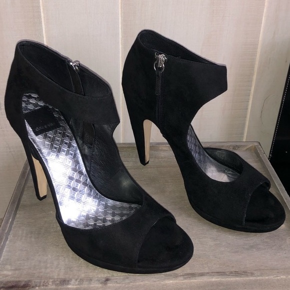 Dolce Vita Shoes - Dolce Vita Black Heels Size 10